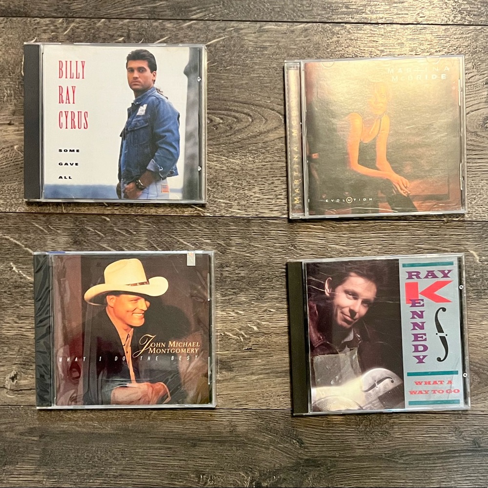Lot of 4 Country Music CDS